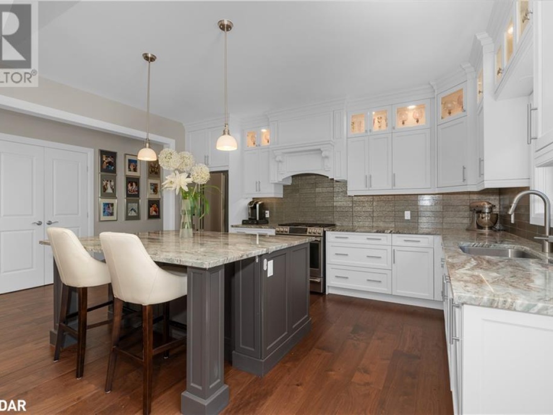 43 Thoroughbred Drive, Oro-Medonte