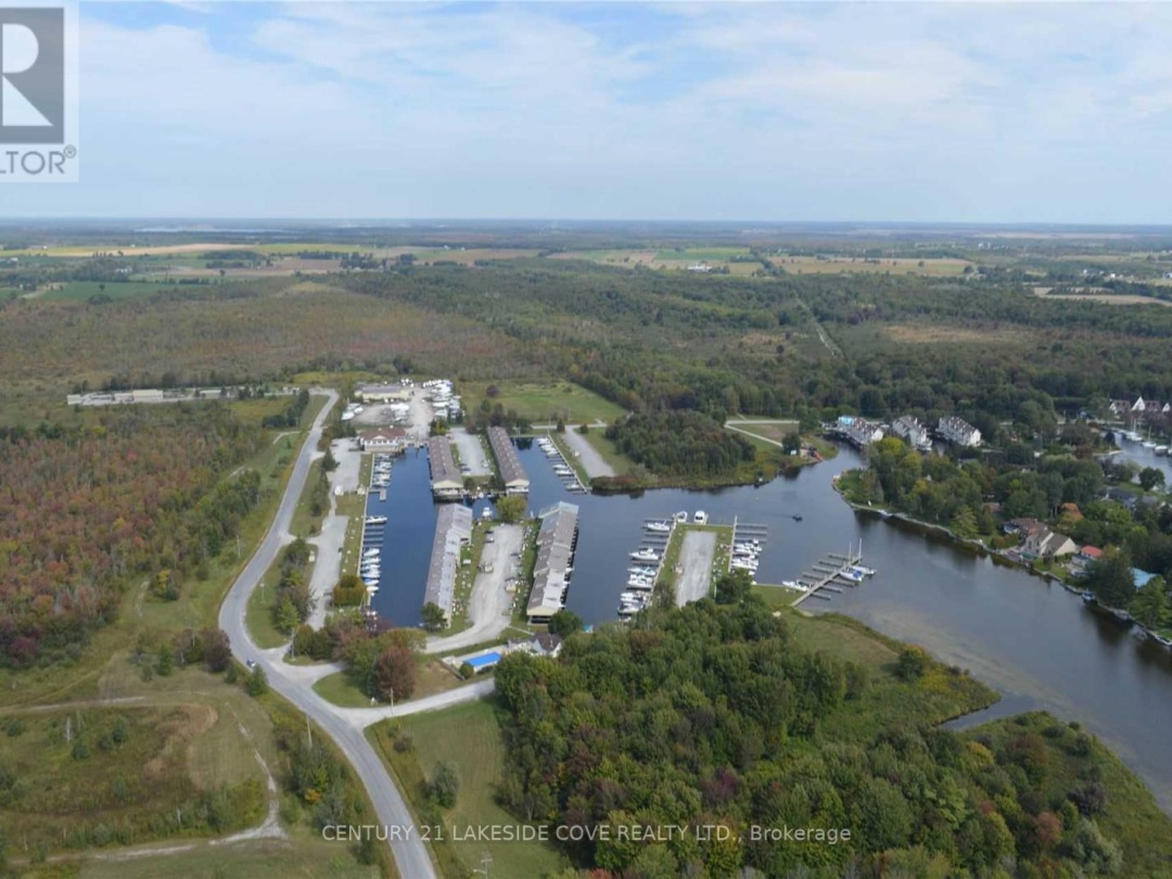 47 Paradise Boulevard, Lake Simcoe