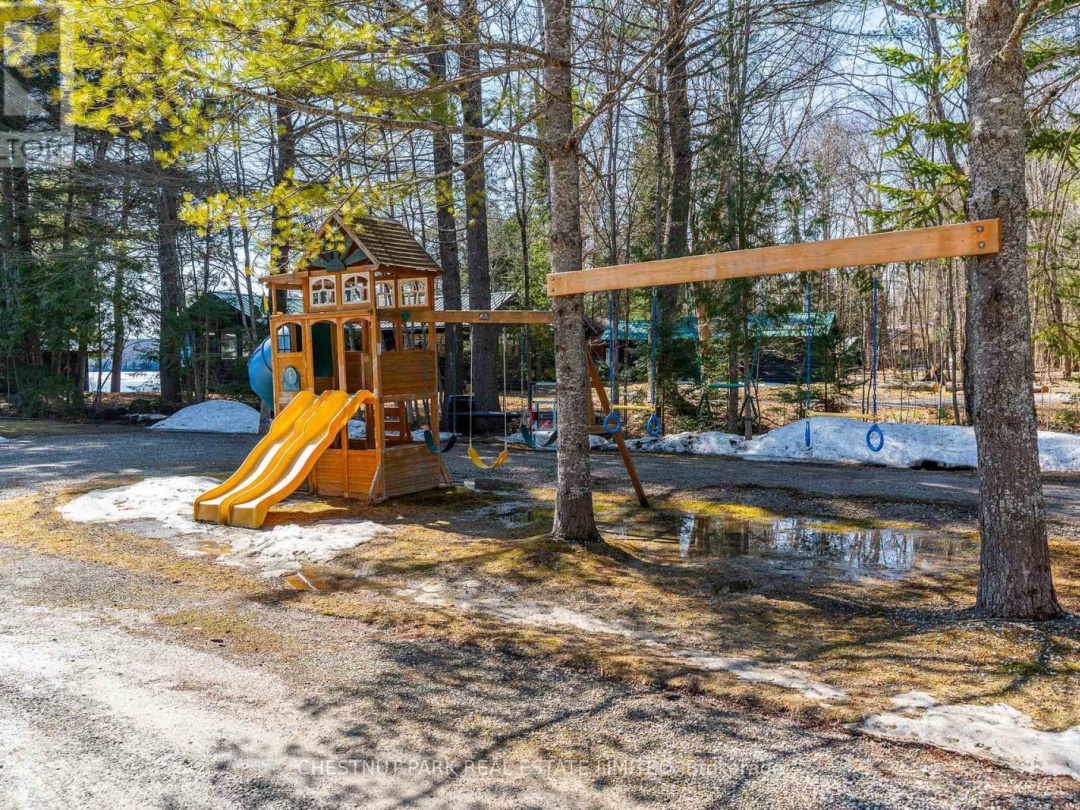 1168 Curry Road, Haliburton Lake