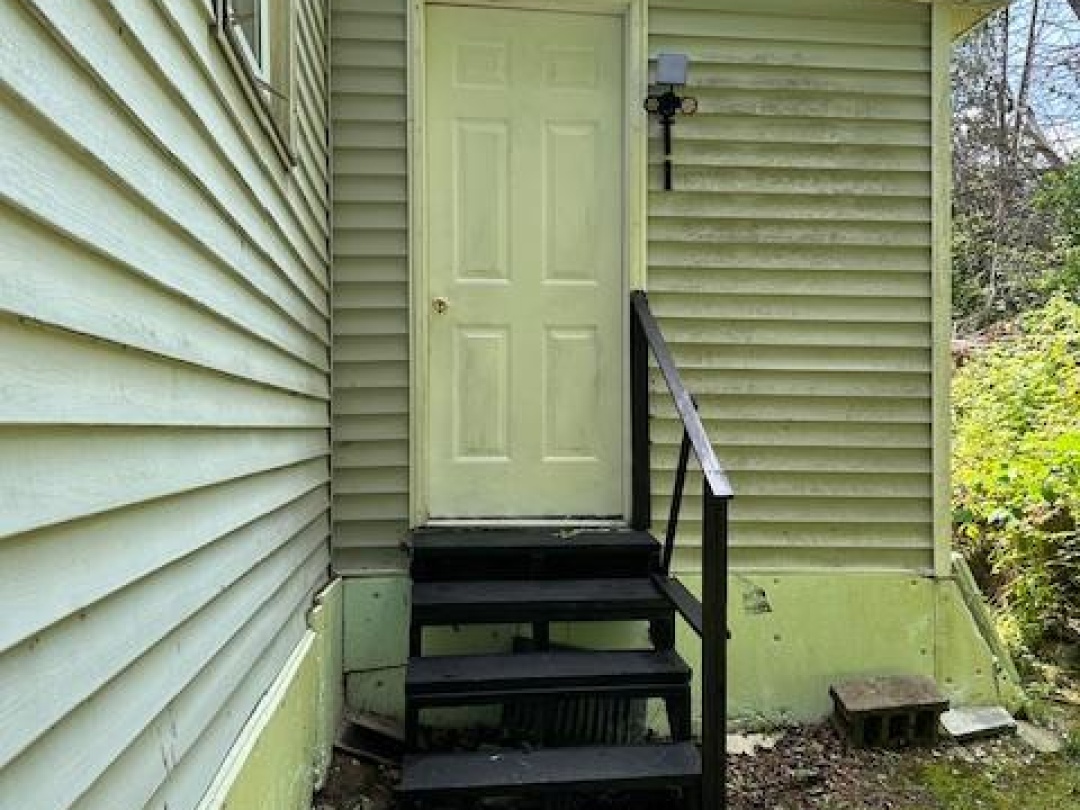 1019 SPRING VALLEY ROAD, 
