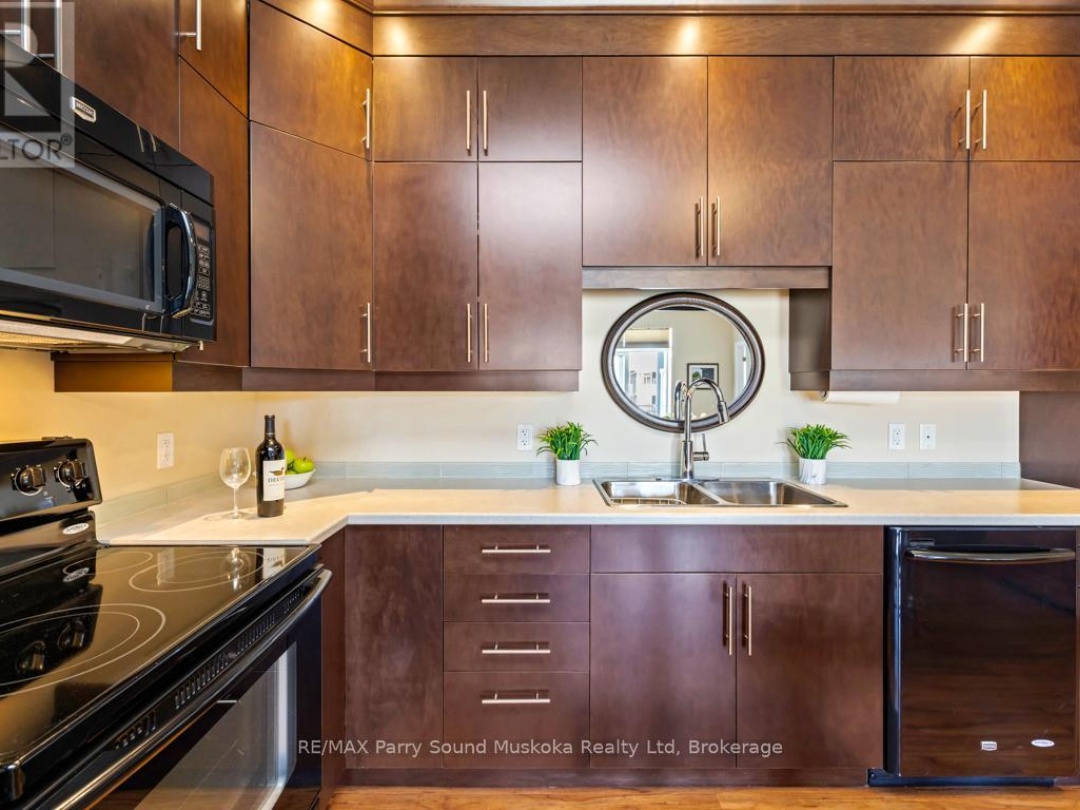 303 - 20D SILVER BIRCH COURT, 