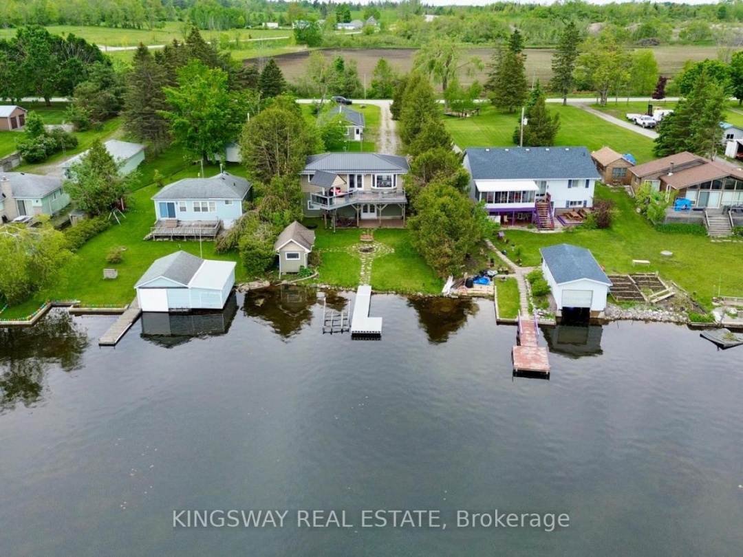 18 Mitchellview Road, Mitchell Lake
