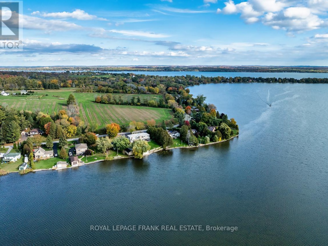 119 OAKDENE CRESCENT, 