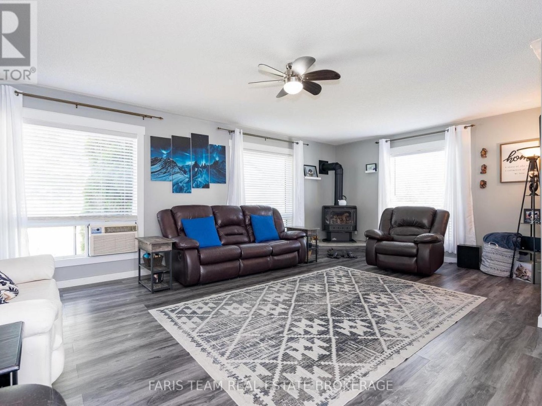 57 PORT SEVERN ROAD N, 