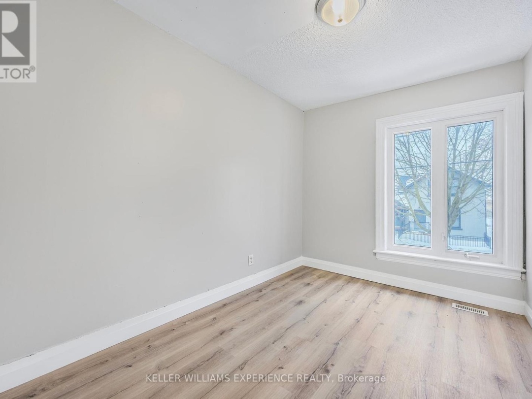 66 Matchedash Street S, Orillia