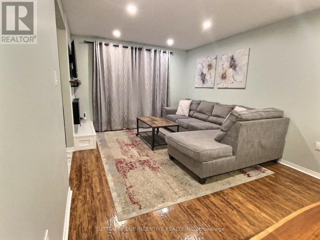 28 Courtney Crescent, Orillia