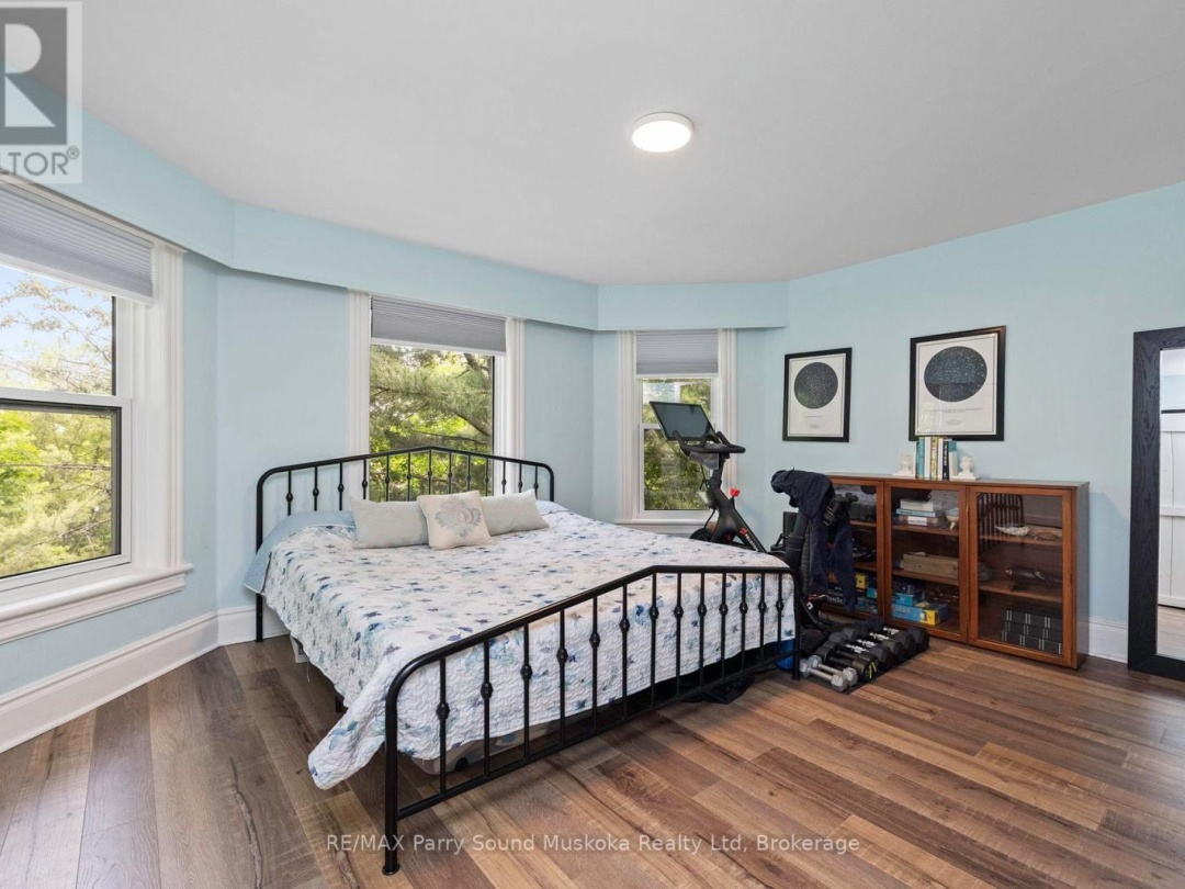 3A BAYVIEW ROAD, 