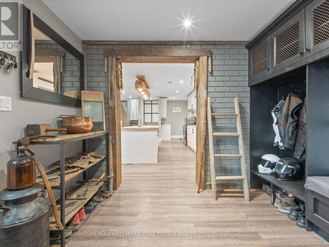 24115 Thorah Park Boulevard, Lake Simcoe