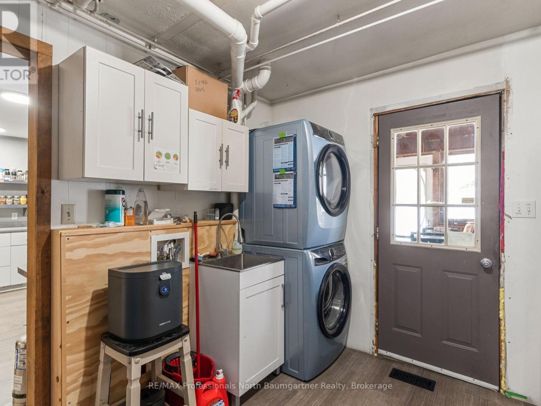 UNIT 4 - 2029 LITTLE HAWK LAKE ROAD, Little Hawk Lake