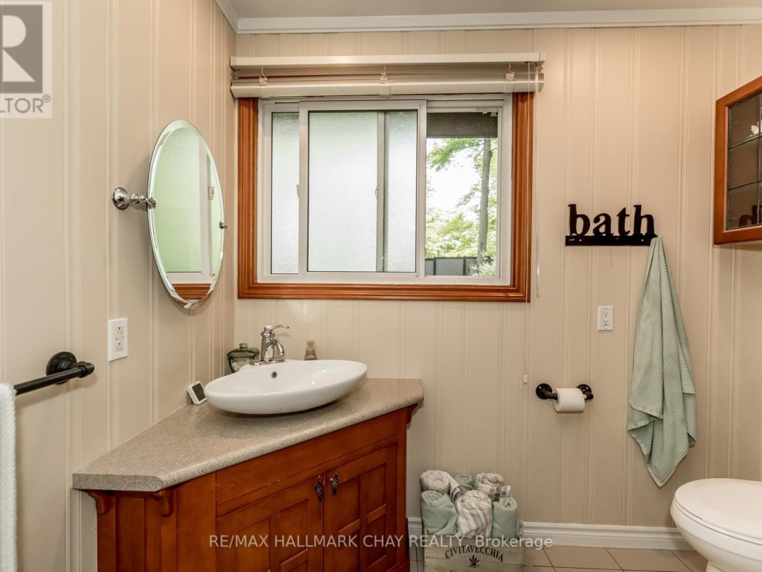 8 EAGLE RIDGE LANE, 