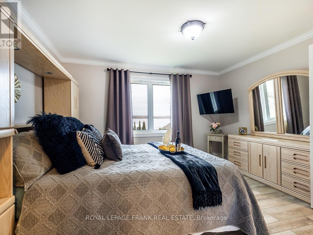 25 SHELLEY DRIVE, 