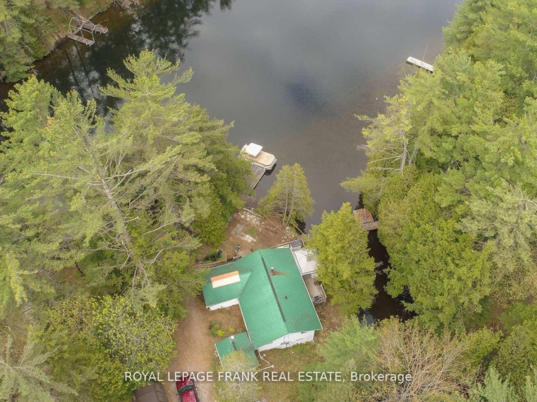 1070 TOWERING OAKS TRAIL, 