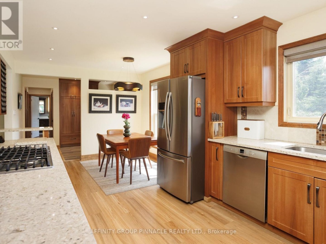 1385 FURNISS DRIVE, 