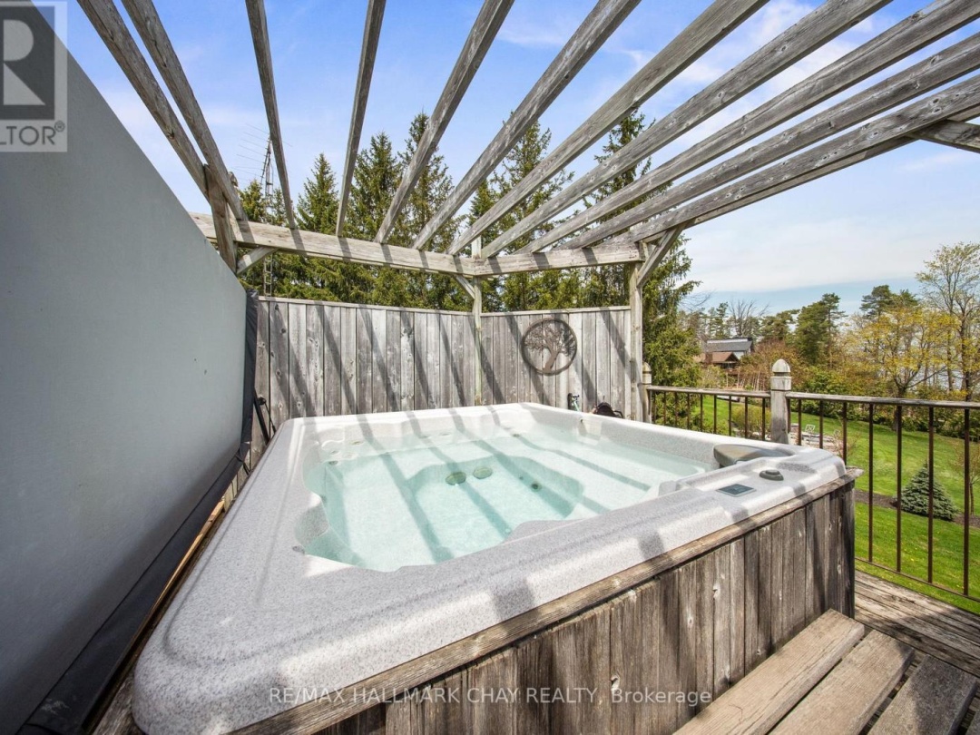 9 BLUERIDGE CRESCENT, Lake Simcoe