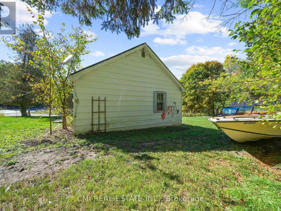 1093 SOUTH LAKE ROAD, 