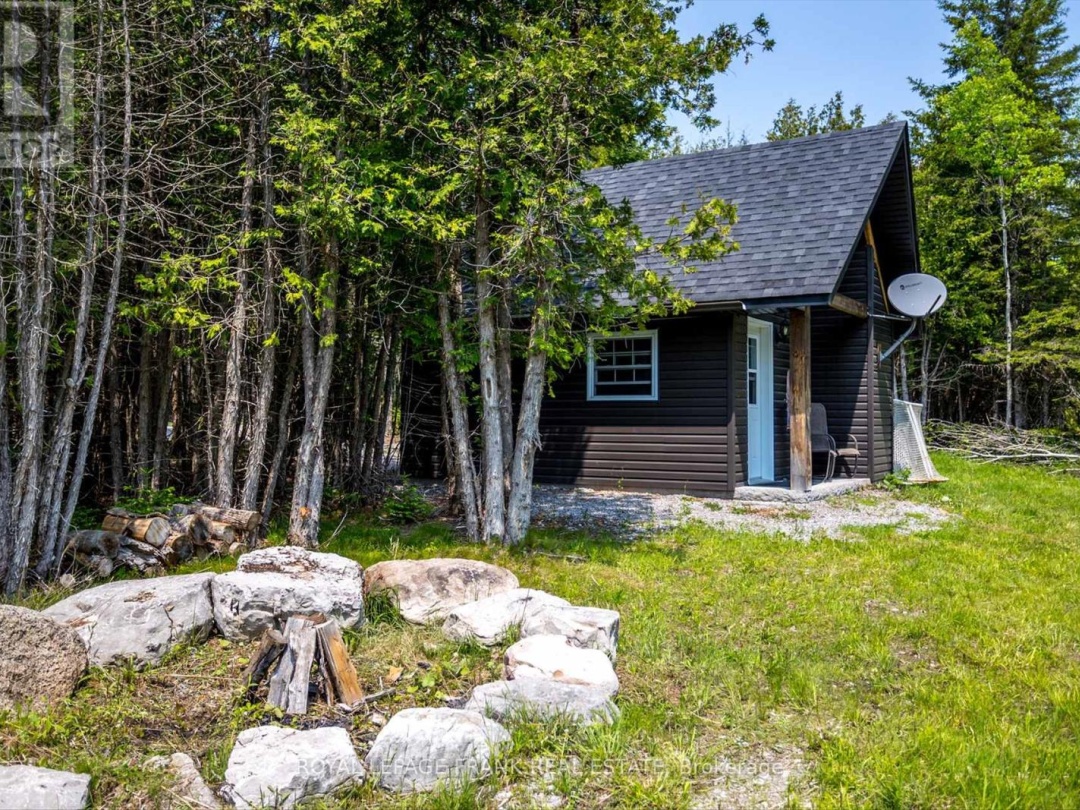 652 County Road 49, Trent Lakes