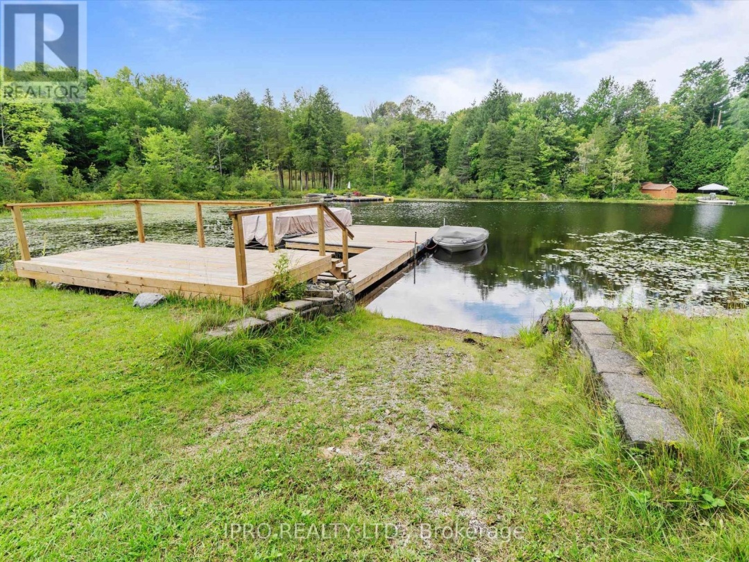 6 LOWER LANE, Otter Lake