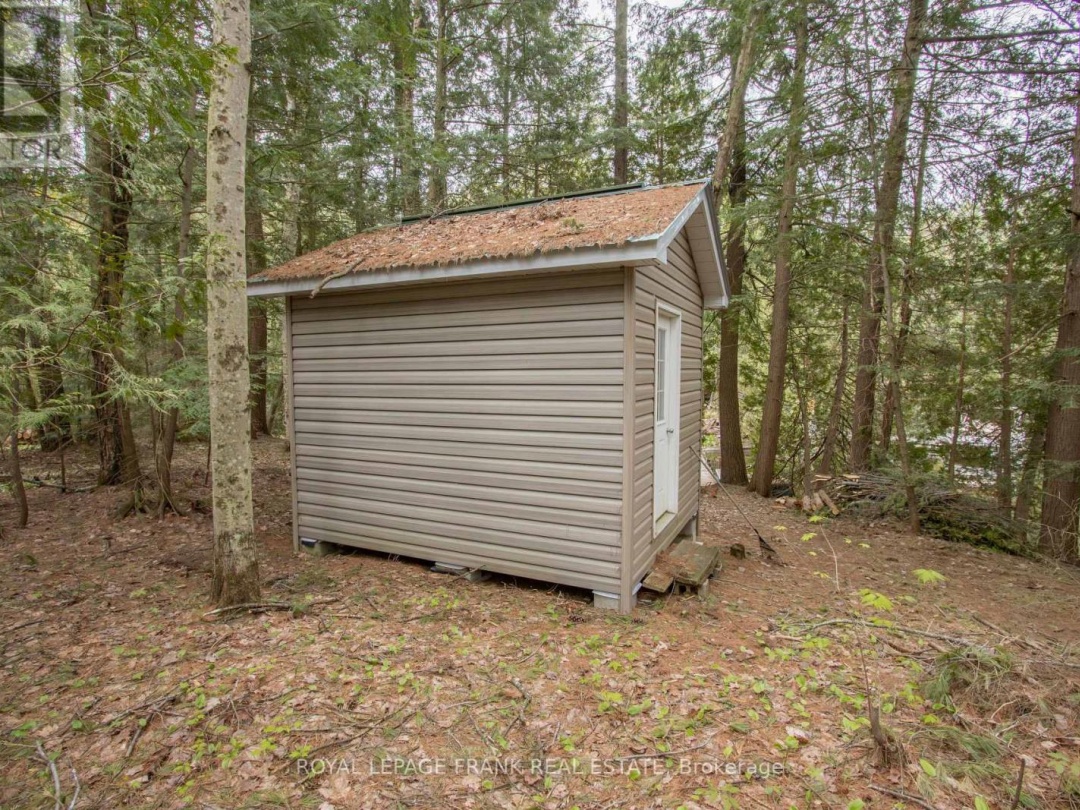 1070 Towering Oaks Trail, Gull Lake