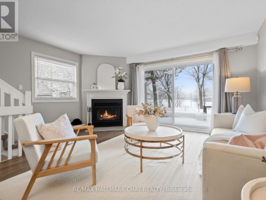 4 - 1 OLIVE CRESCENT, 