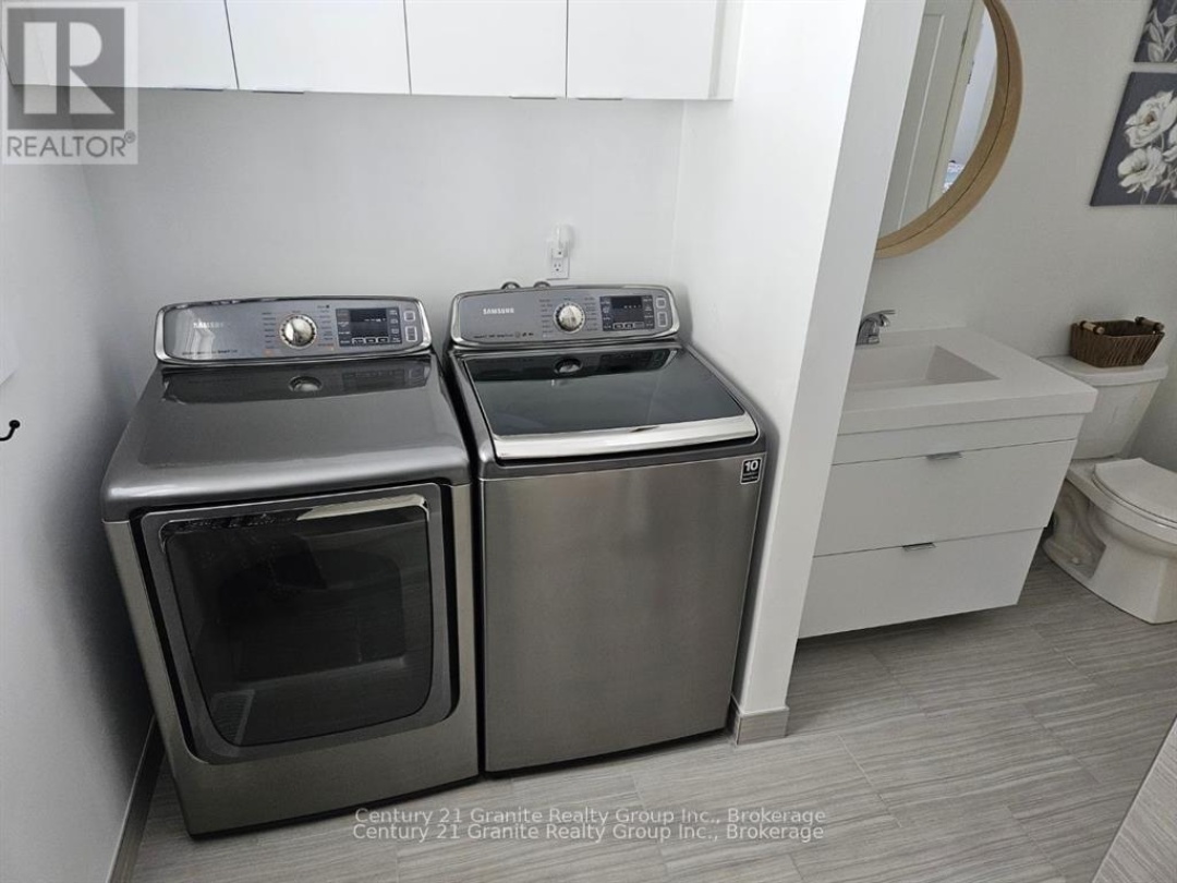 7032 COUNTY ROAD 121, 