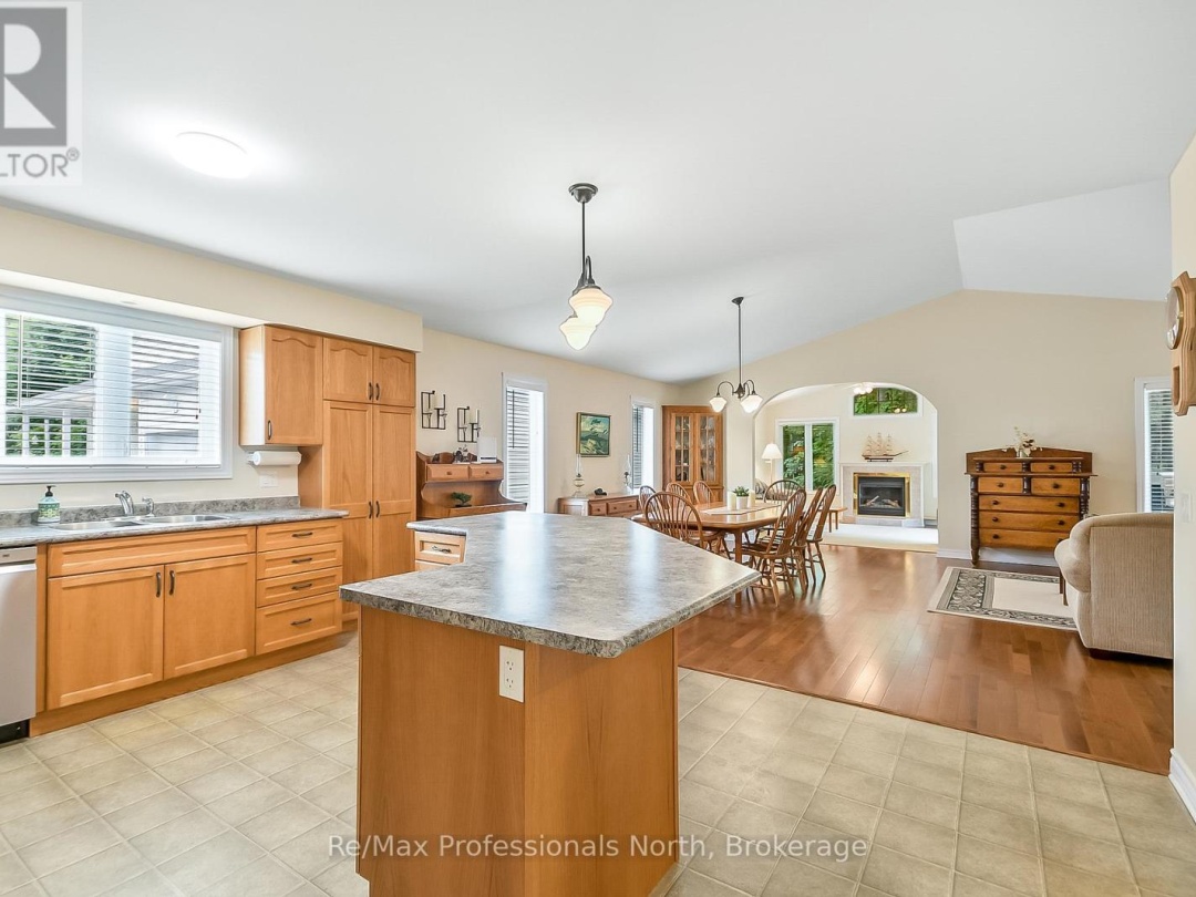 136 HEDGEWOOD LANE, 