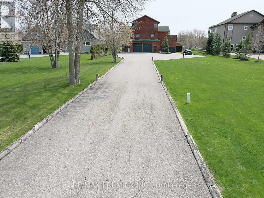 31 PARADISE BOULEVARD, 