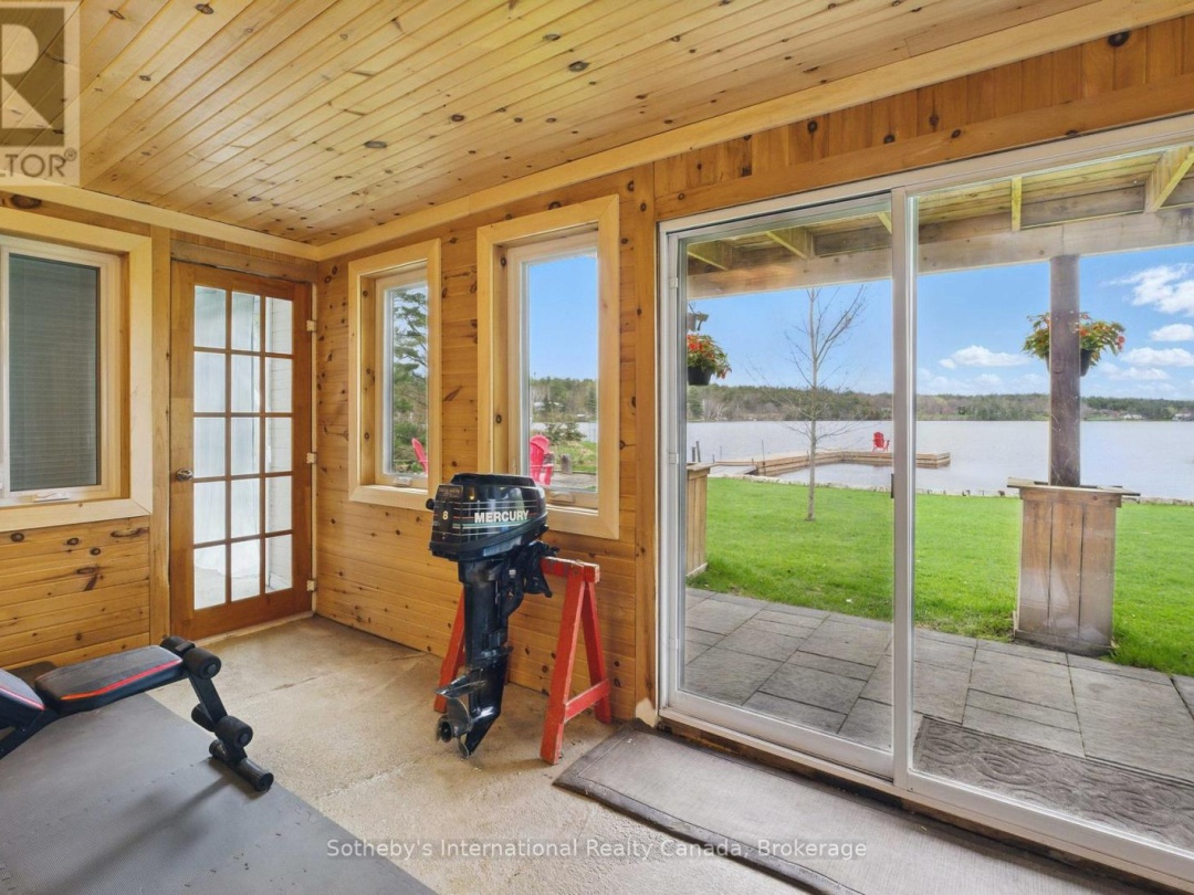 1041 Conservation Road, Doe Lake