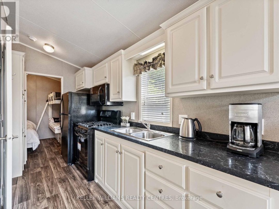 #37 - 202 HIDDEN GLEN ROAD, 