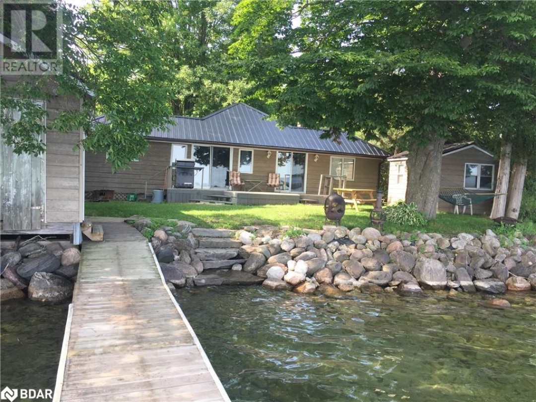 4705 Anderson Avenue, Lake Simcoe