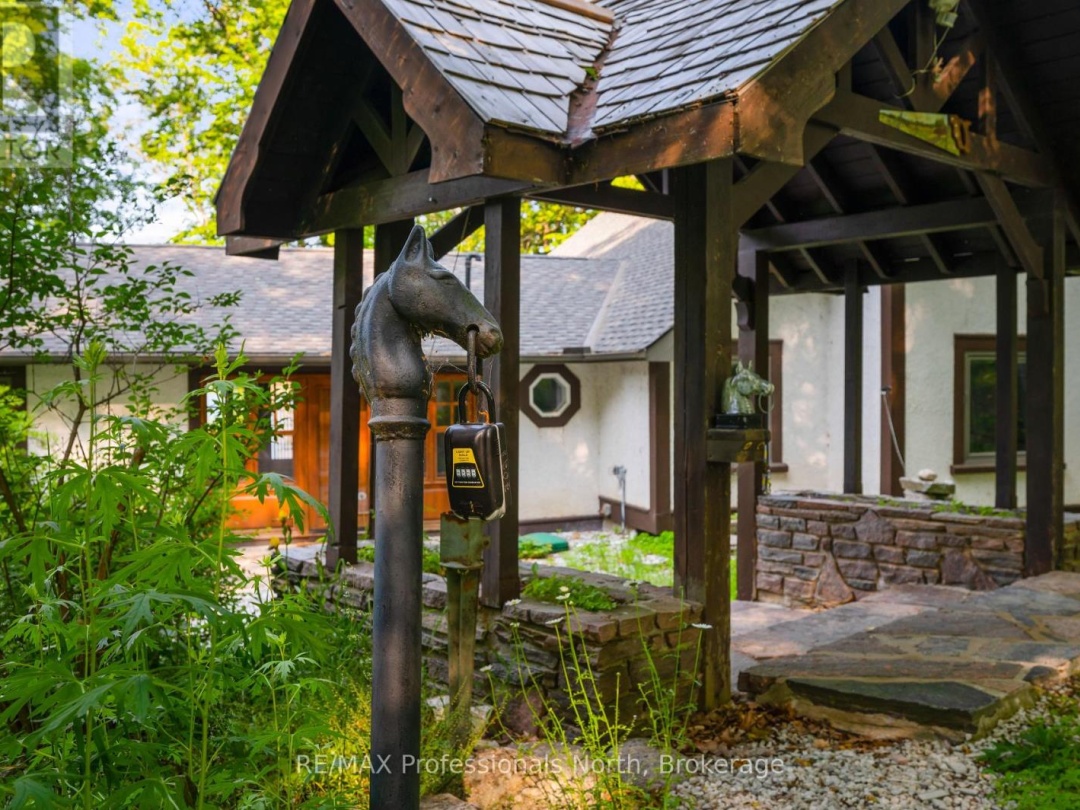 1073 GRASS LAKE ROAD, 