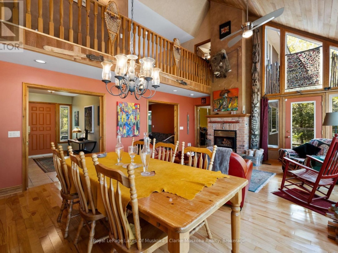733 Whites Falls Road, Six Mile Lake