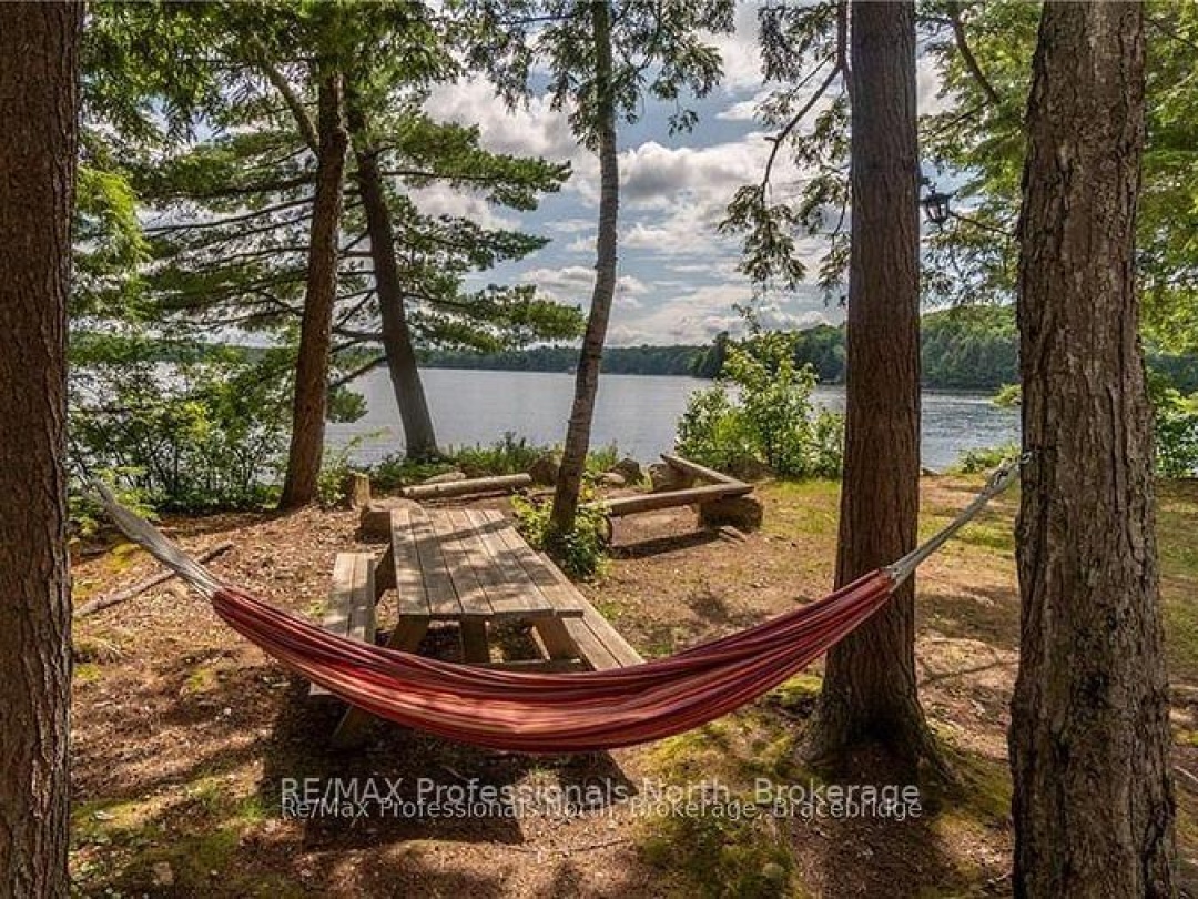 1032 Lakeshore Drive S, Leech Lake