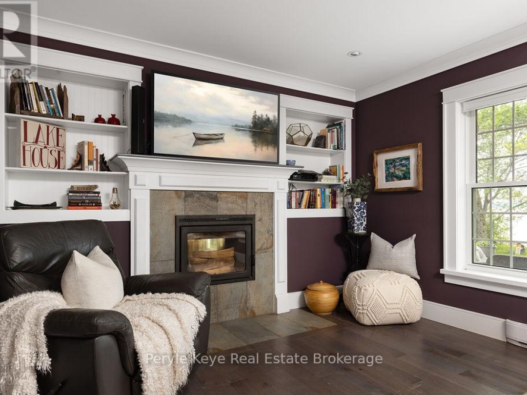 118 ROBIN ROAD, 