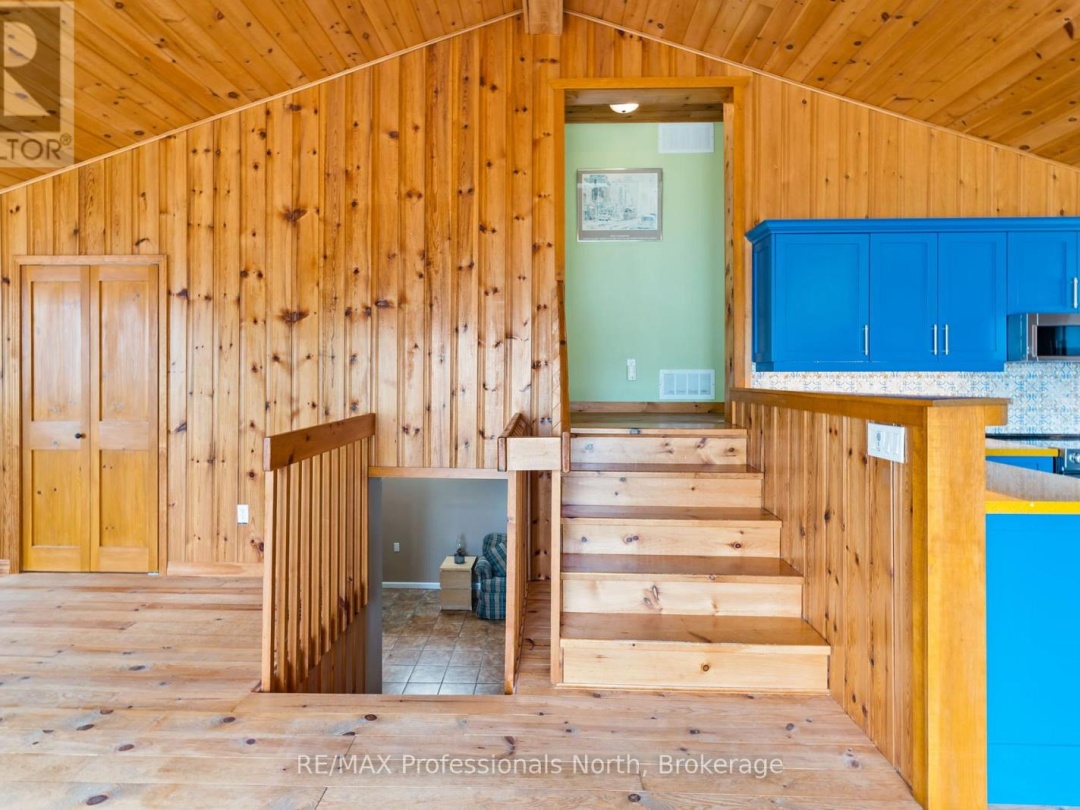 1011 Serpentine Lane, Mountain Lake