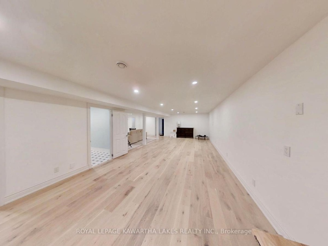 427 LINDEN VALLEY ROAD, 