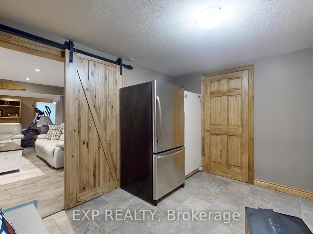 3413 Flat Rapids Lane, Severn Lake