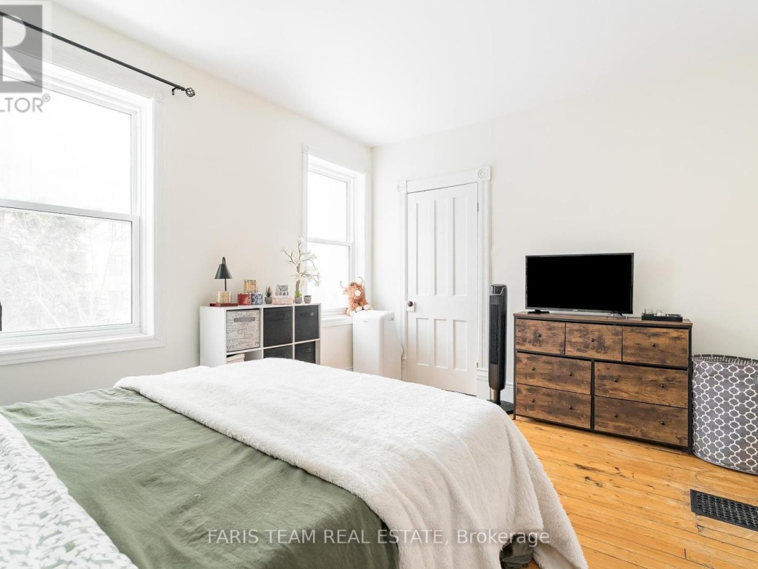 56 Barrie Road, Orillia
