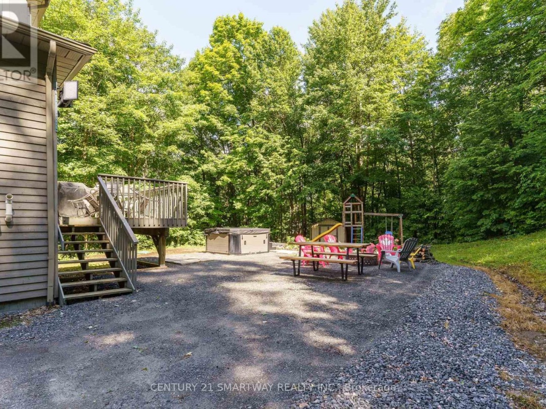 1066 TALLY-HO WINTER PARK ROAD, 