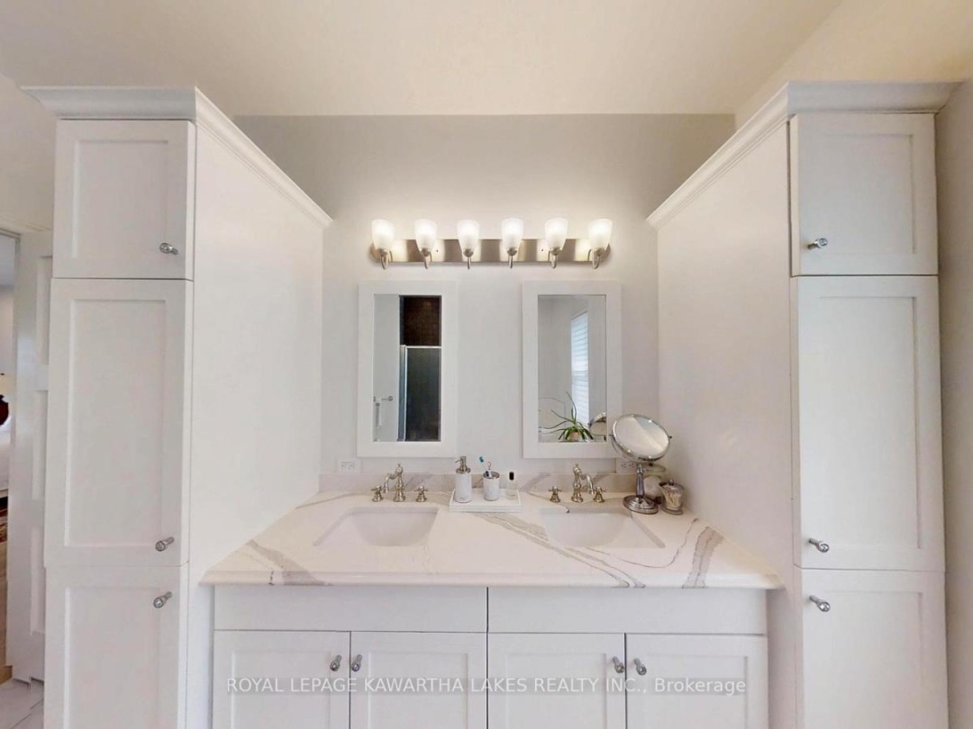 427 LINDEN VALLEY ROAD, 