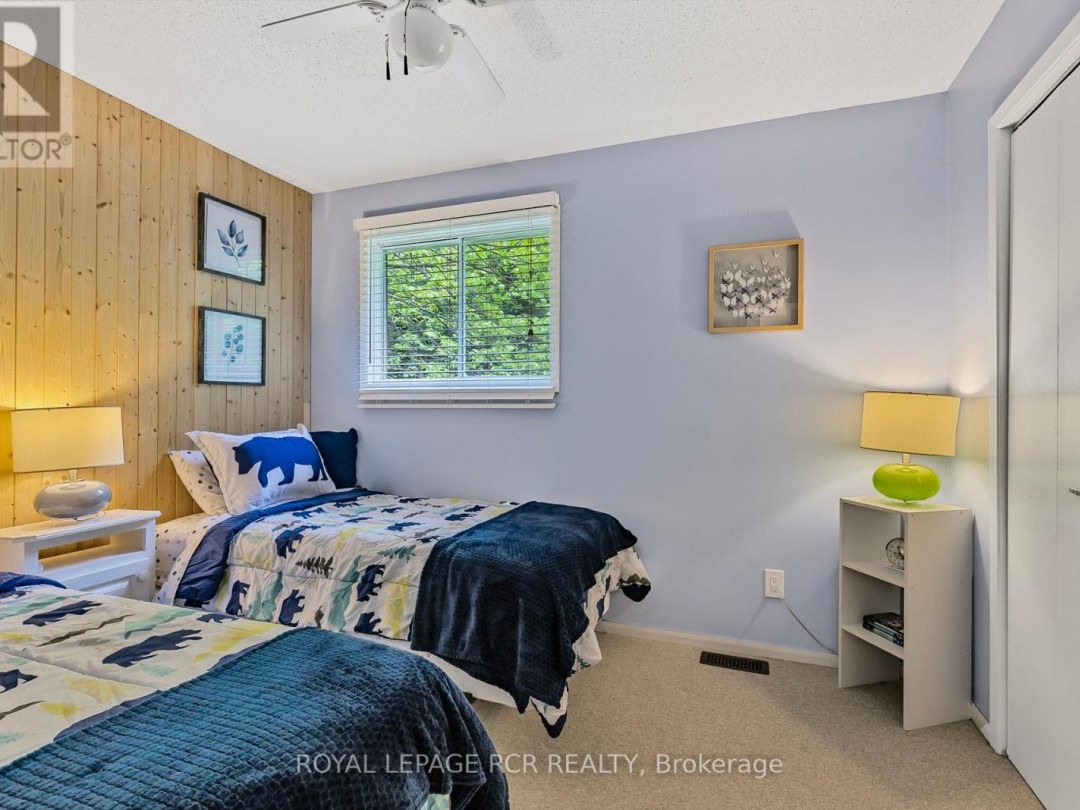 1034 BIRD LAKE CRESCENT, 