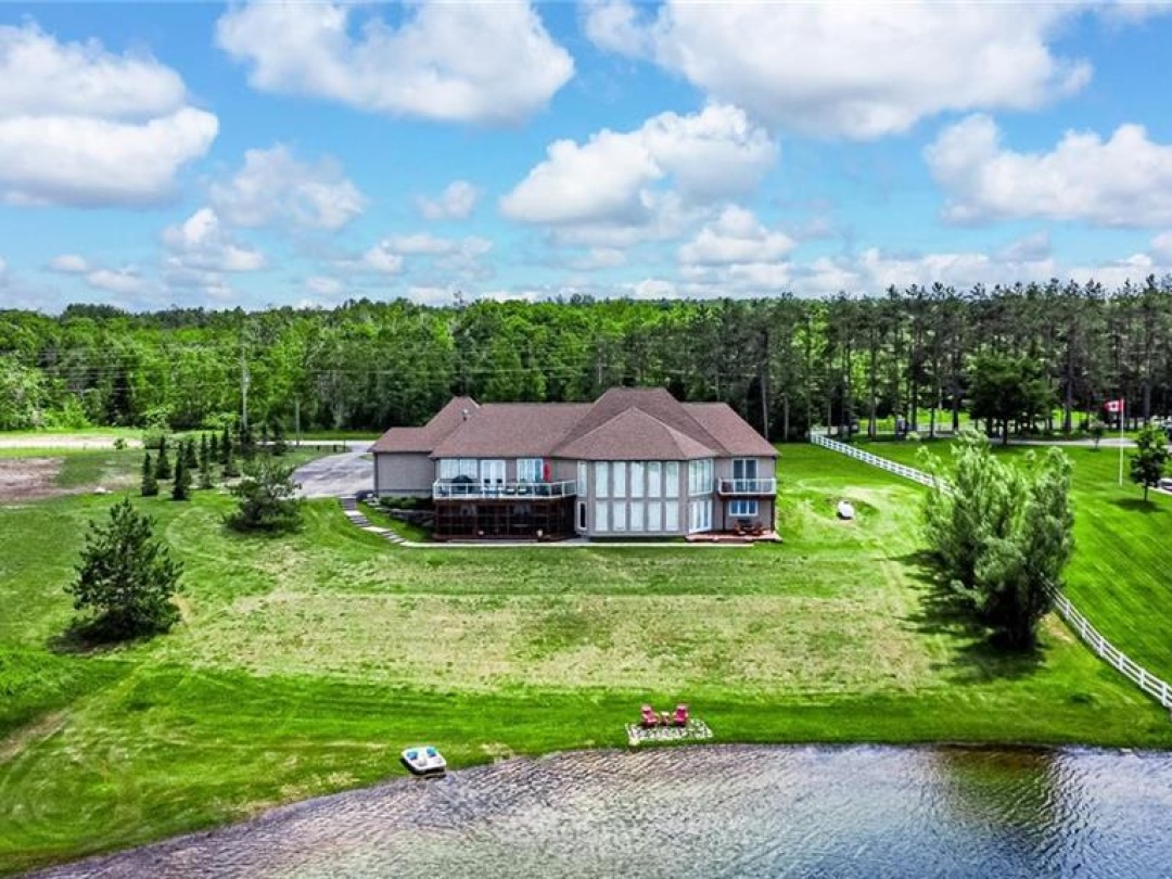 1372 DIVISION ROAD EAST, 