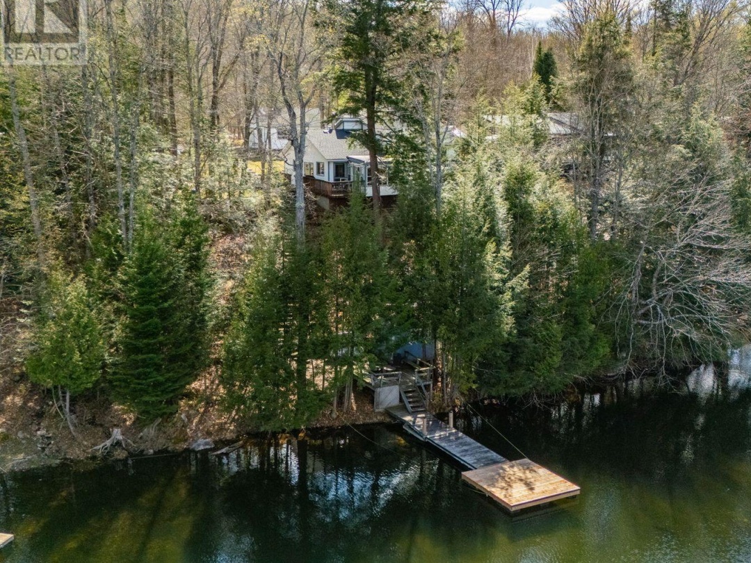 1053 Mink Road, Long Lake