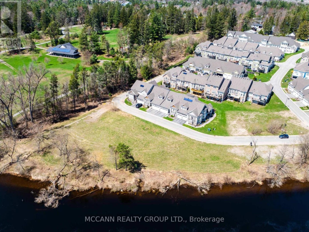 30&32&34 Kent Crescent, Muskoka River