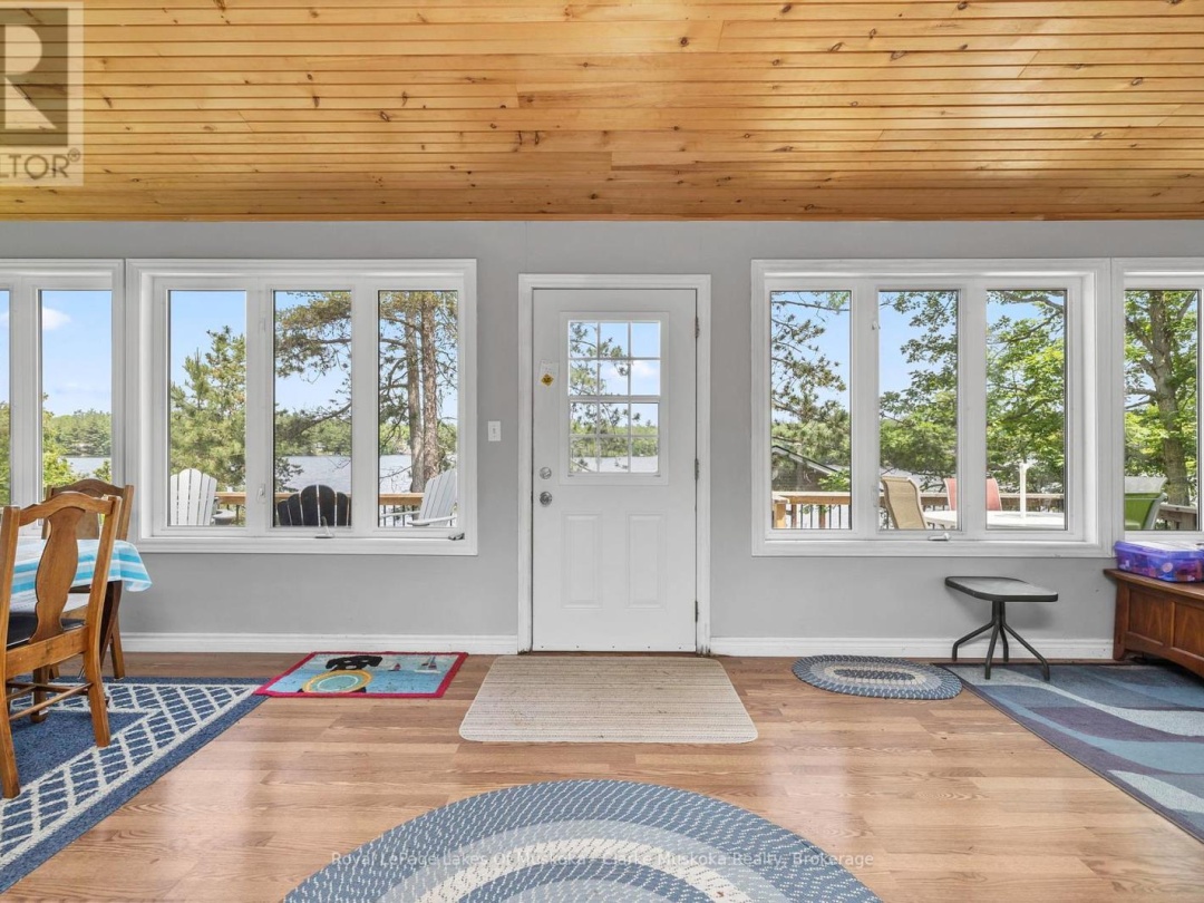 78 IS 180 SEVERN RIVER ISLAND, 