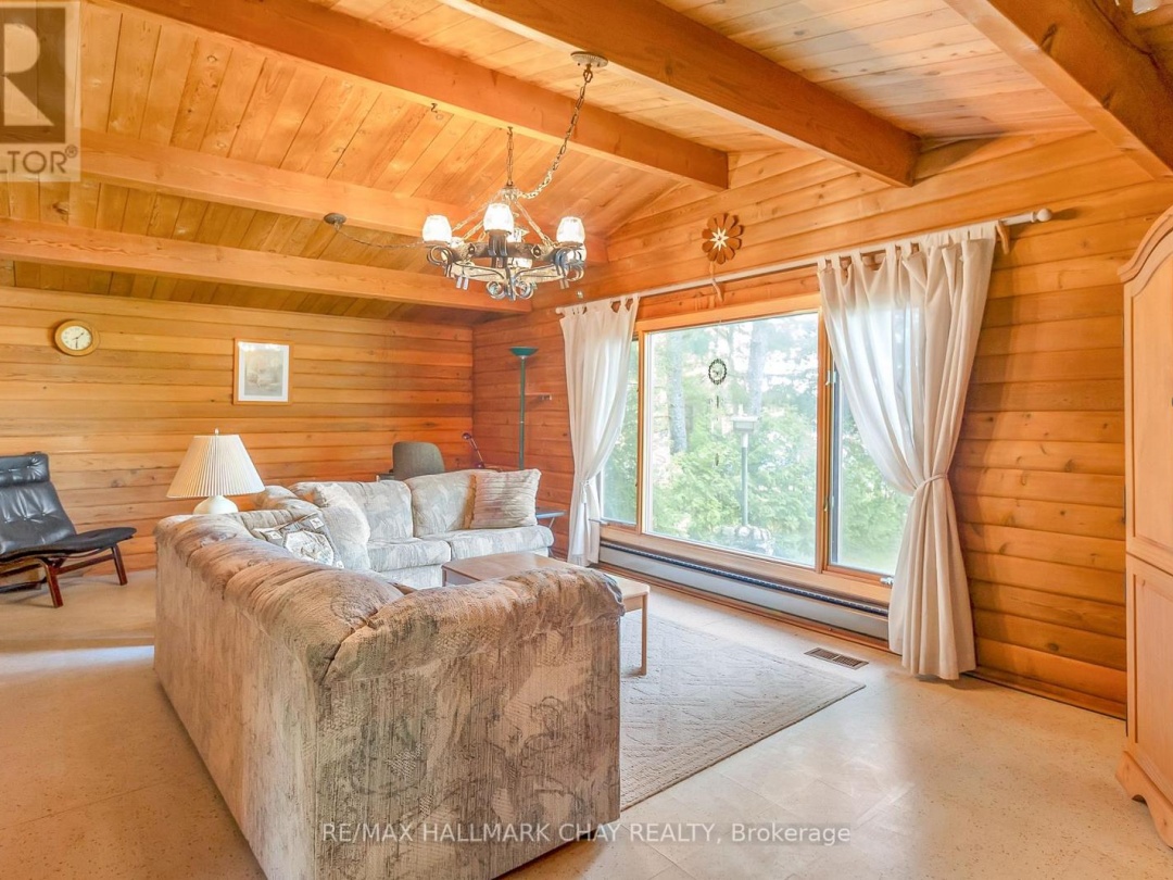 1070 CHAIKOF ROAD, Reay Lake