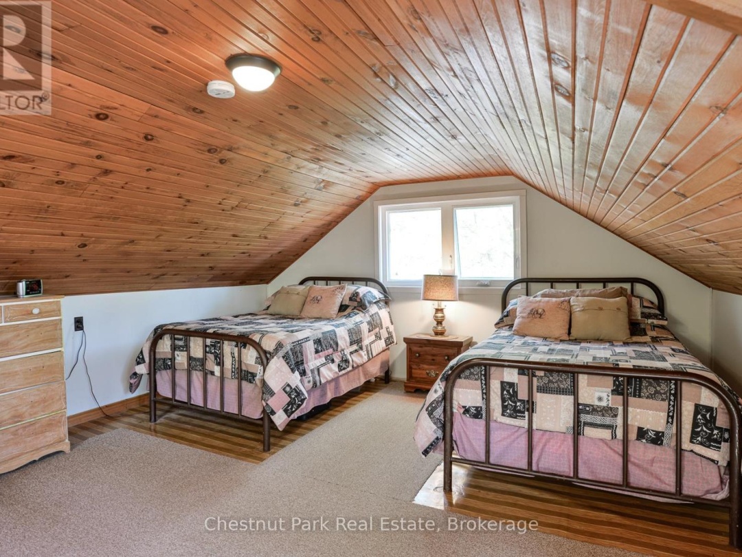 4558 Riverview Drive, Sparrow Lake