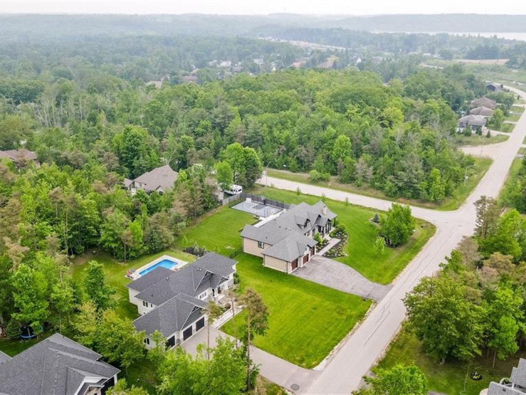 2066 Elana Drive, Orillia
