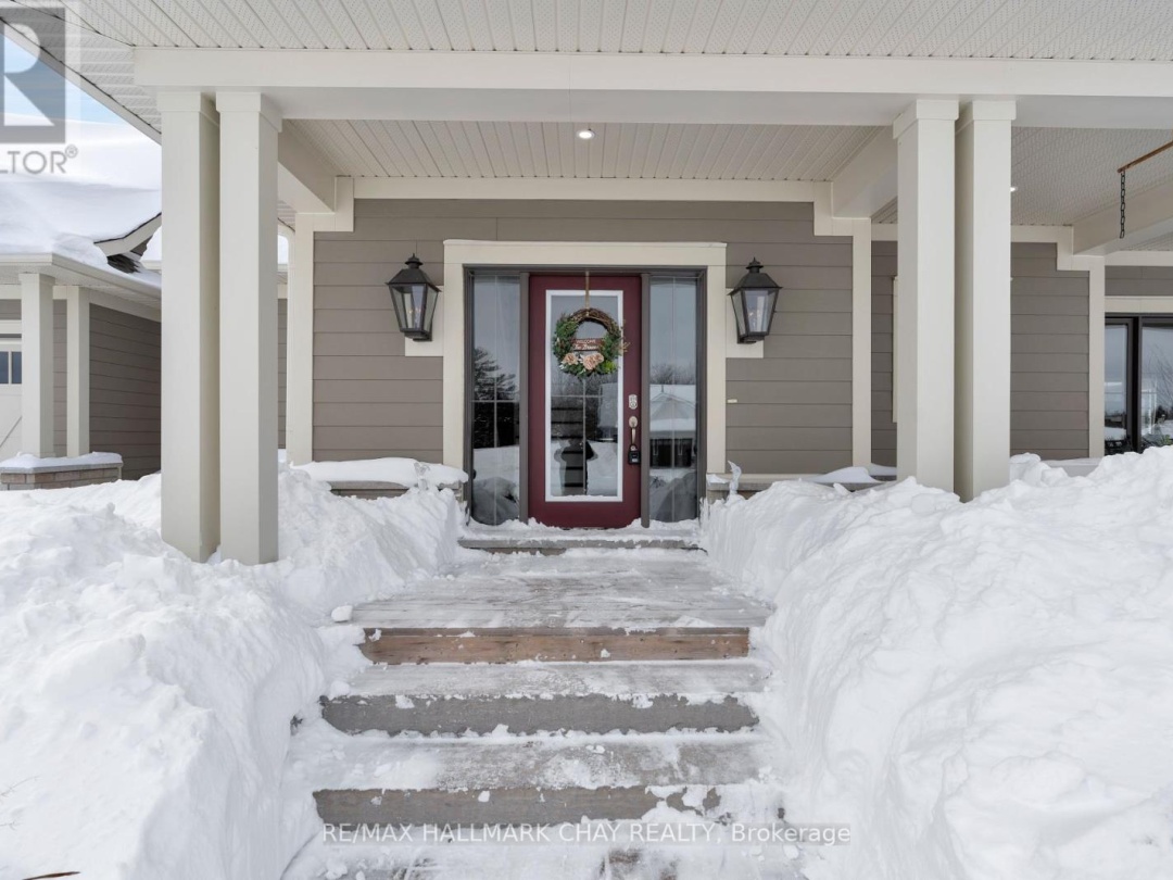 12 Thoroughbred Drive, Oro-Medonte