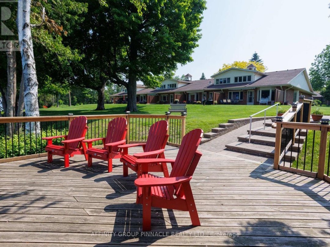 16 - B90 PARKLAWN BOULEVARD, 