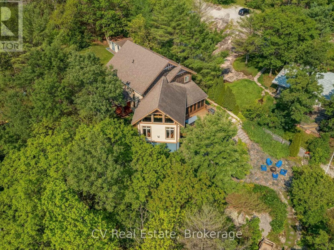 1016 LAWLAND HEIGHTS ROAD, Lake Muskoka
